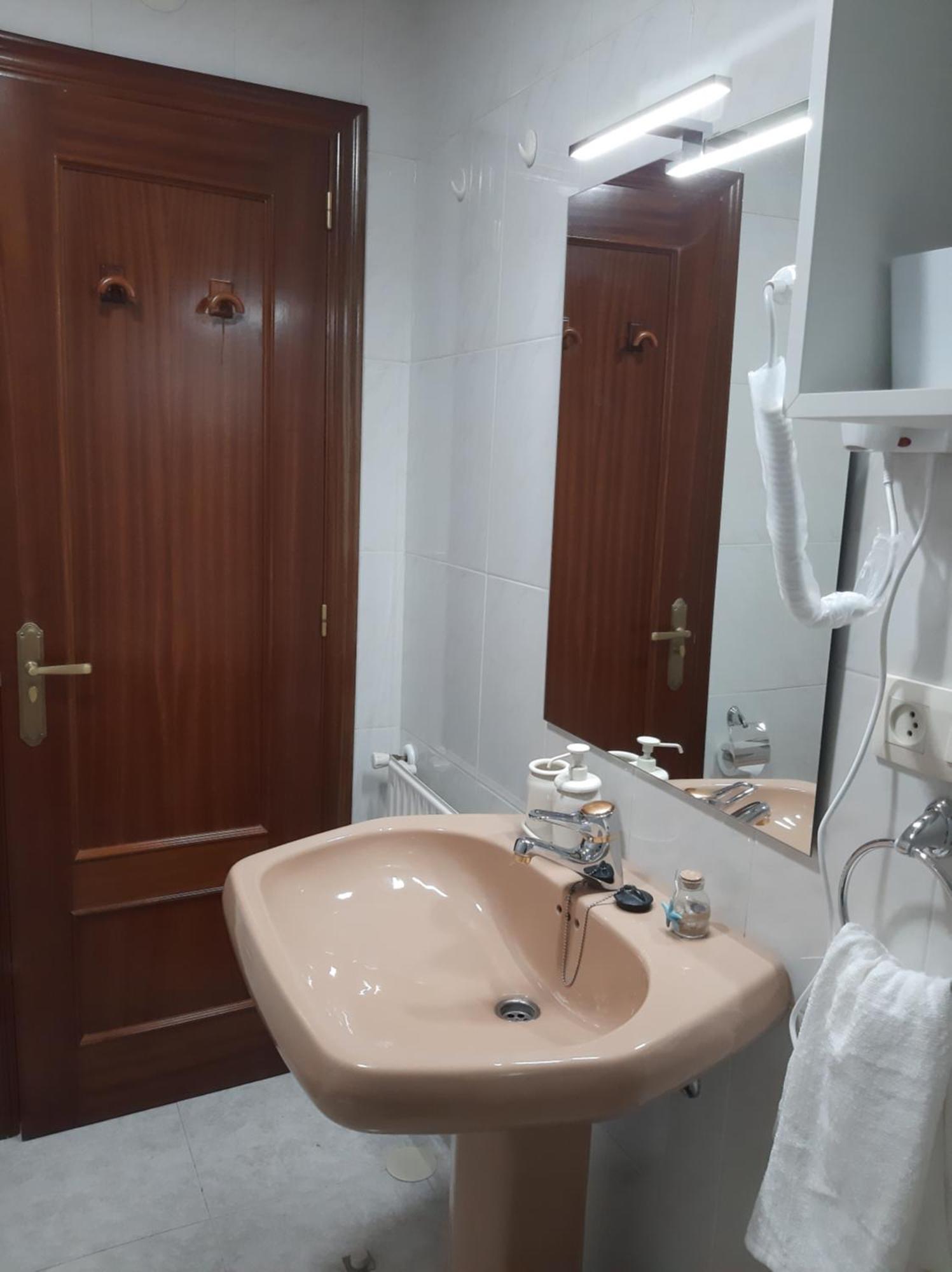 Apartamento Elena Centrico Con Wifi Onís Extérieur photo